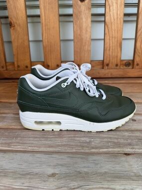 Nike Air Max 1 By You Custom Dark Forest Green White Women's Size 7.5 943757-901